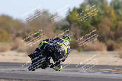 media/Dec-18-2022-SoCal Trackdays (Sun) [[8099a50955]]/Turn 7 Backside (1125am)/